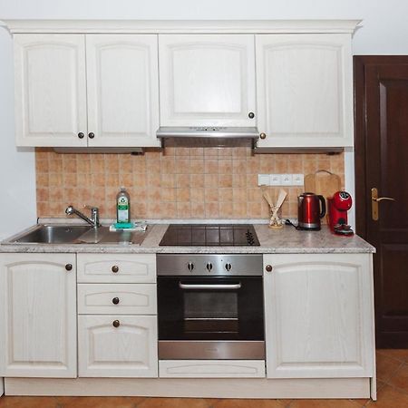 Vila Viktoria - Apartman Viktoria 2 Ружомберок Экстерьер фото