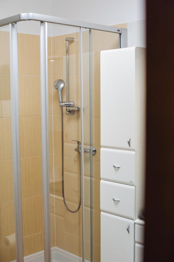 Vila Viktoria - Apartman Viktoria 2 Ружомберок Экстерьер фото