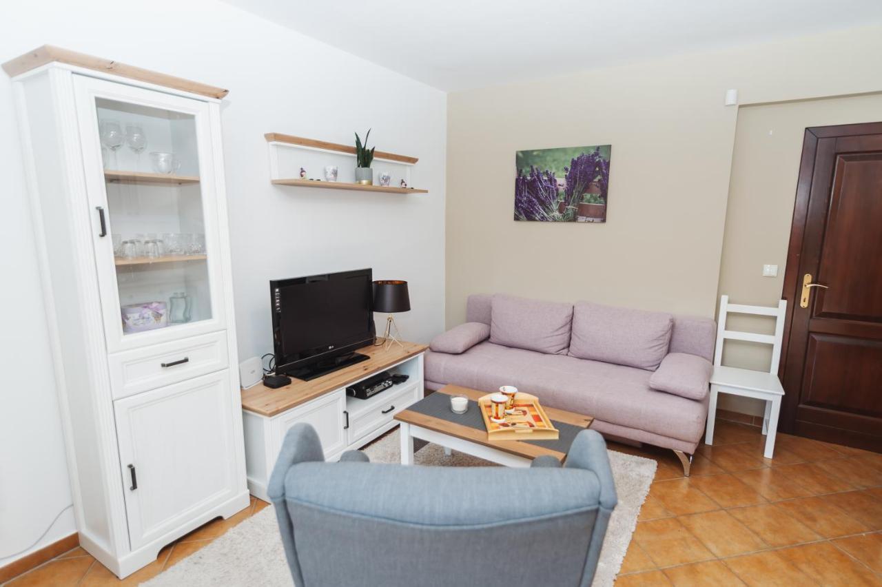 Vila Viktoria - Apartman Viktoria 2 Ружомберок Экстерьер фото